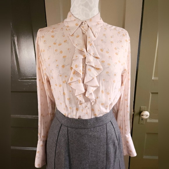 Free People Tops - Free People Blouse Ivory Yellow Floral Ruffled Flowy Women's XS
